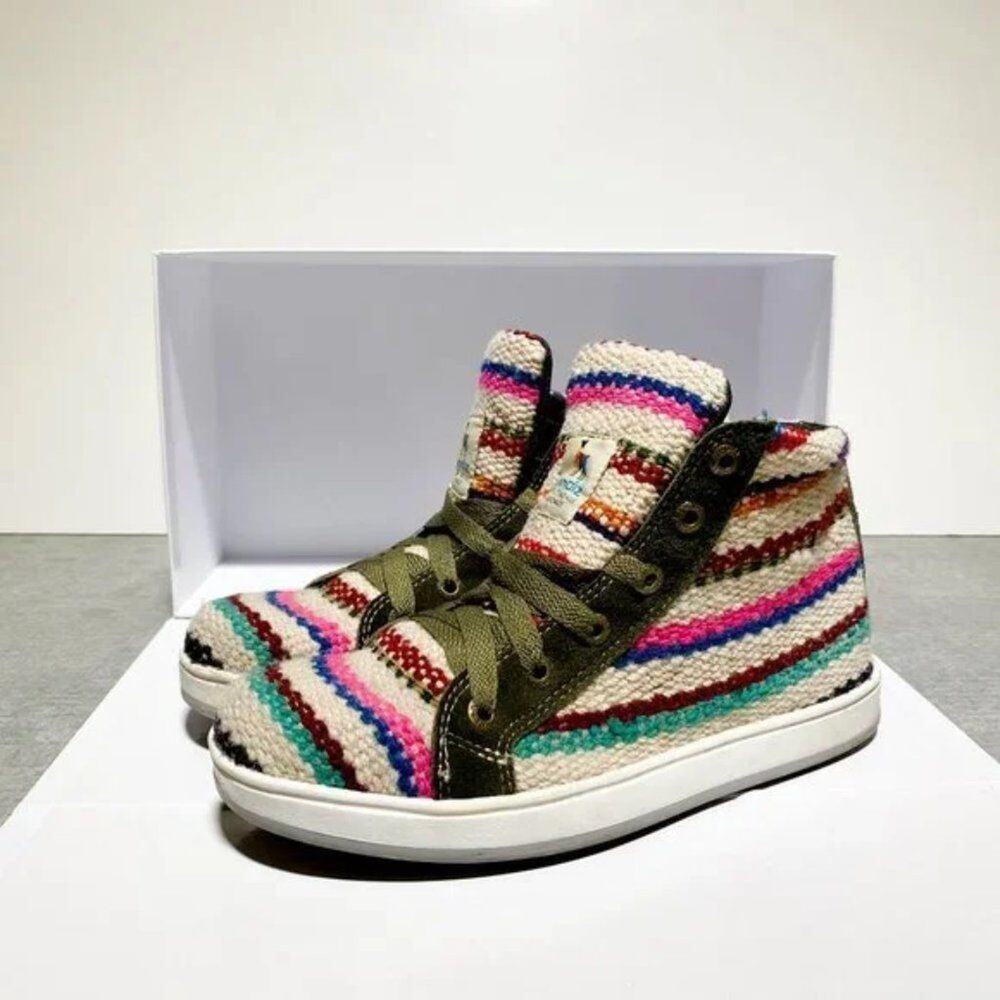 Andiz 100% Sheep Wool Handmade Burgundy, Olive, and Lime Sneakers Size 8 US